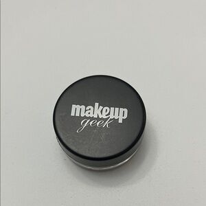 Makeup  Geek Insomia Pigment   Eyeshadow